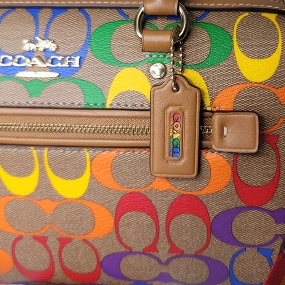 🔥 Coach NWT Rare Rainbow Bag 3in1 Satchel Crossbody Shoulder Bag - Picture 2 of 11